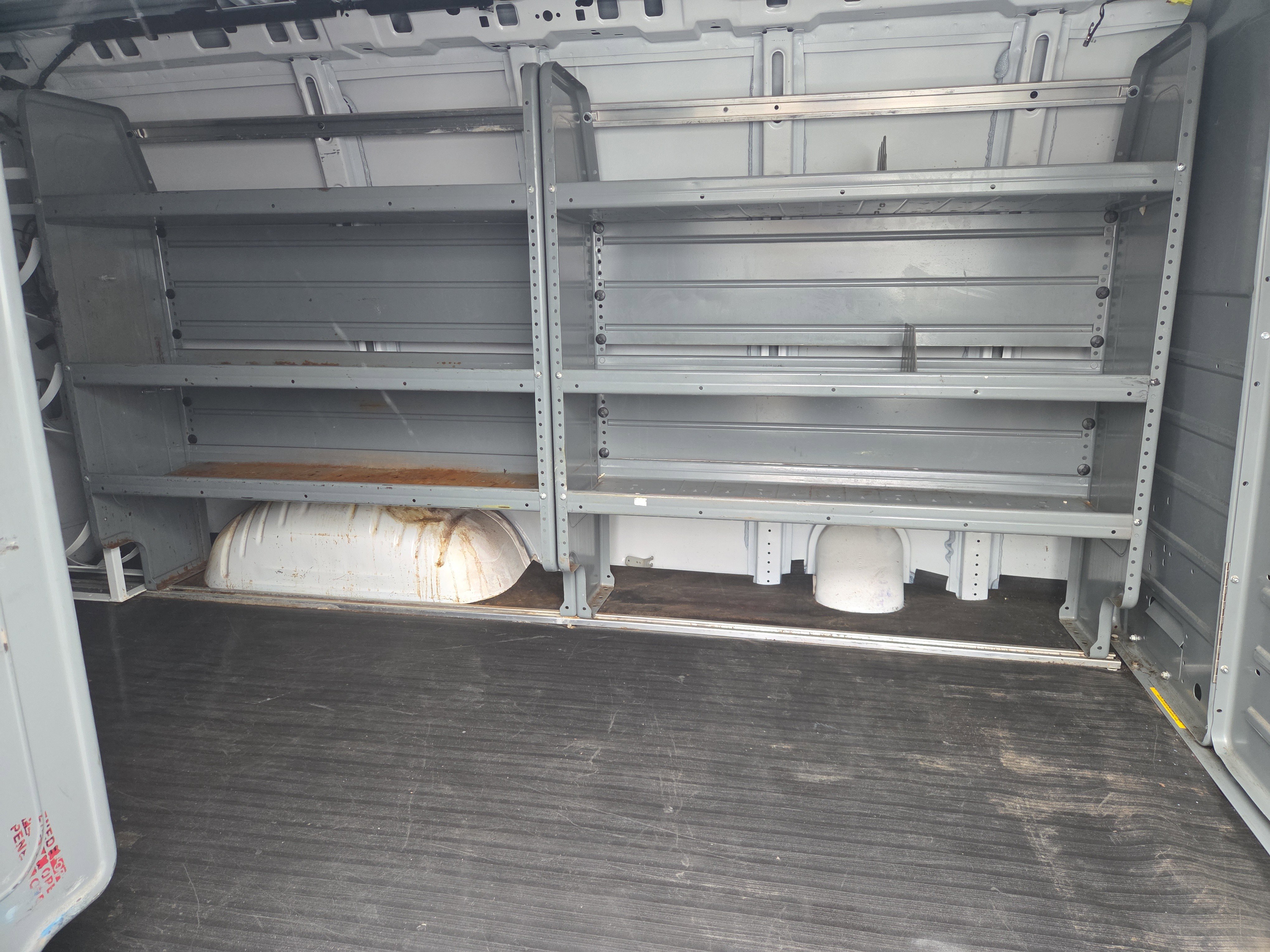 Used 2017 Chevrolet Express 2500 image 13