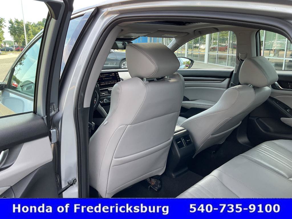 Used 2018 Honda Accord Touring image 24