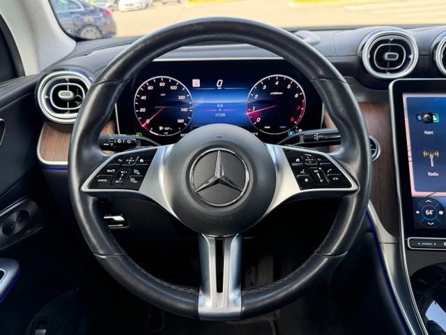 Used 2023 Mercedes-Benz GLC 300 4MATIC image 11