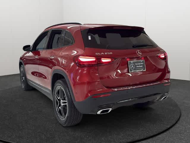 Used 2026 Mercedes-Benz GLA 250 4MATIC image 5