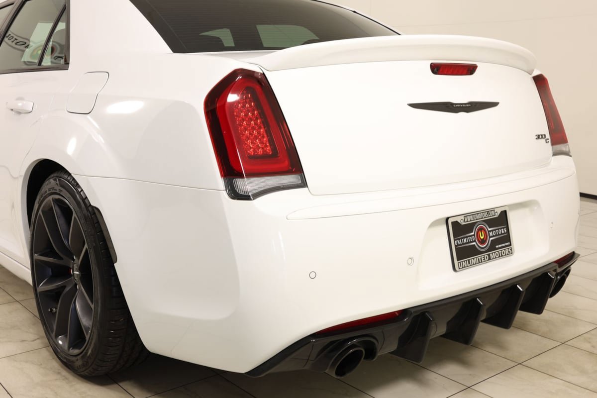 Used 2023 Chrysler 300 C RWD image 43