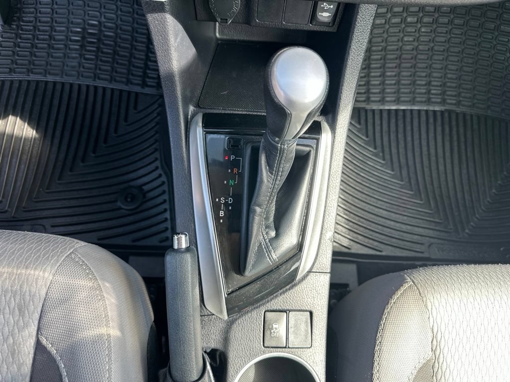 Used 2019 Toyota Corolla LE FWD image 7