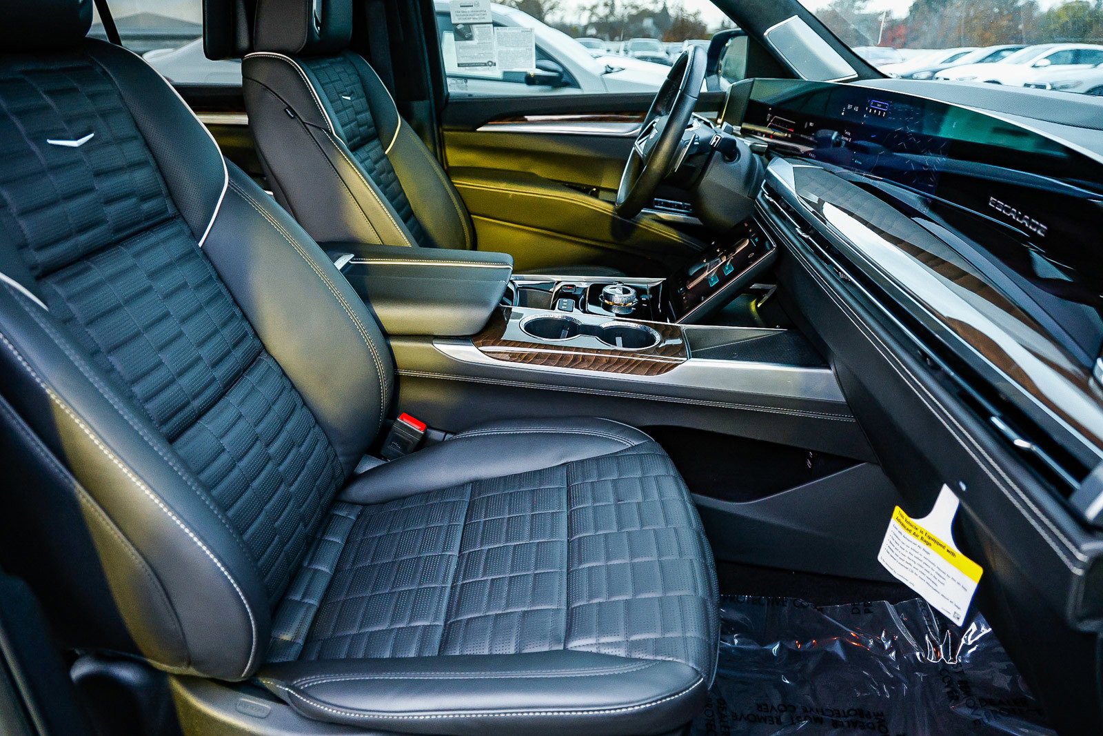 Used 2025 Cadillac Escalade Sport Platinum image 17