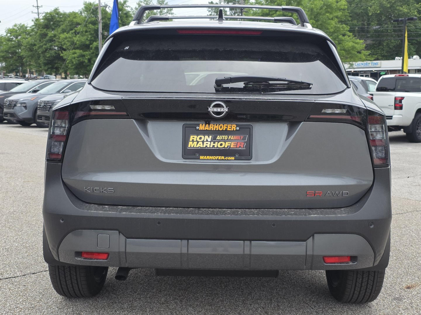 New 2026 Nissan Kicks SR AWD/4WD image 17
