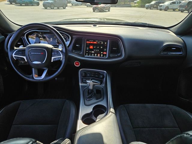 Used 2015 Dodge Challenger R/T Plus image 12