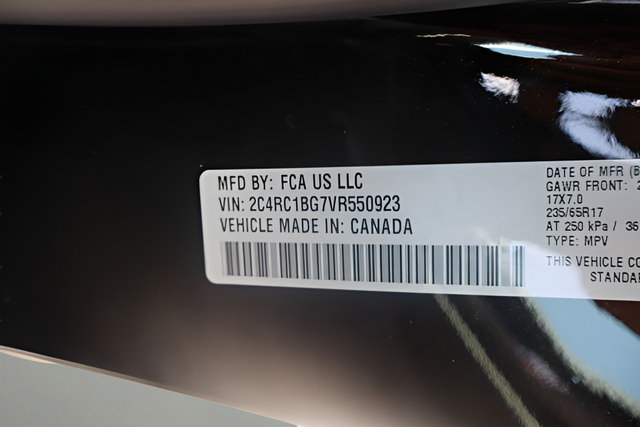 New 2027 Chrysler Pacifica Select FWD image 17