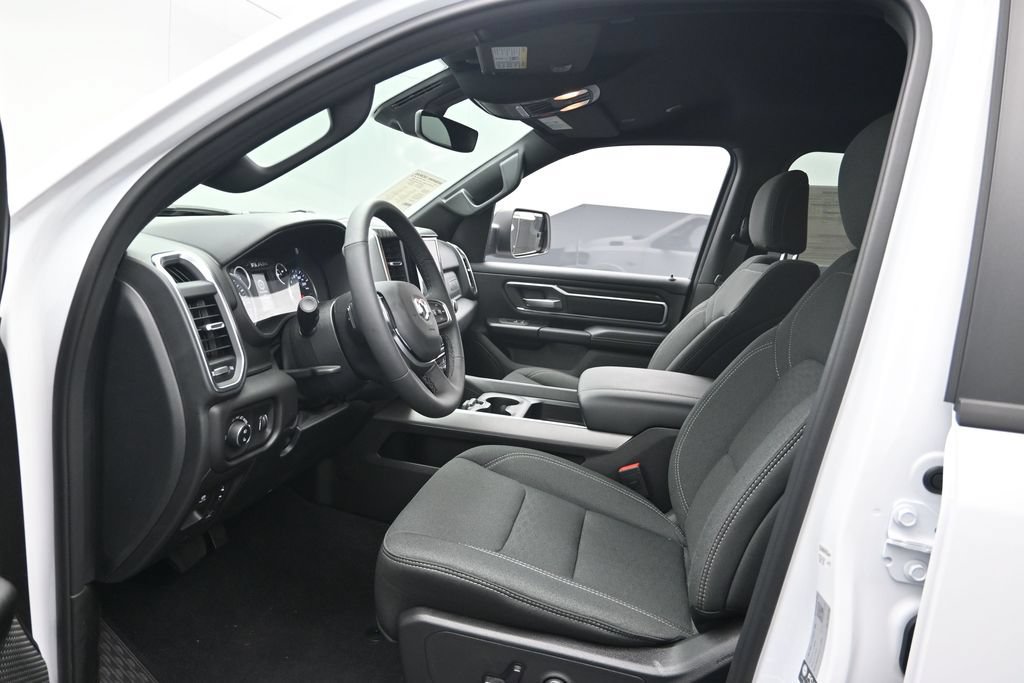 Used 2026 RAM 1500 Big Horn w/ Night Edition AWD/4WD image 10