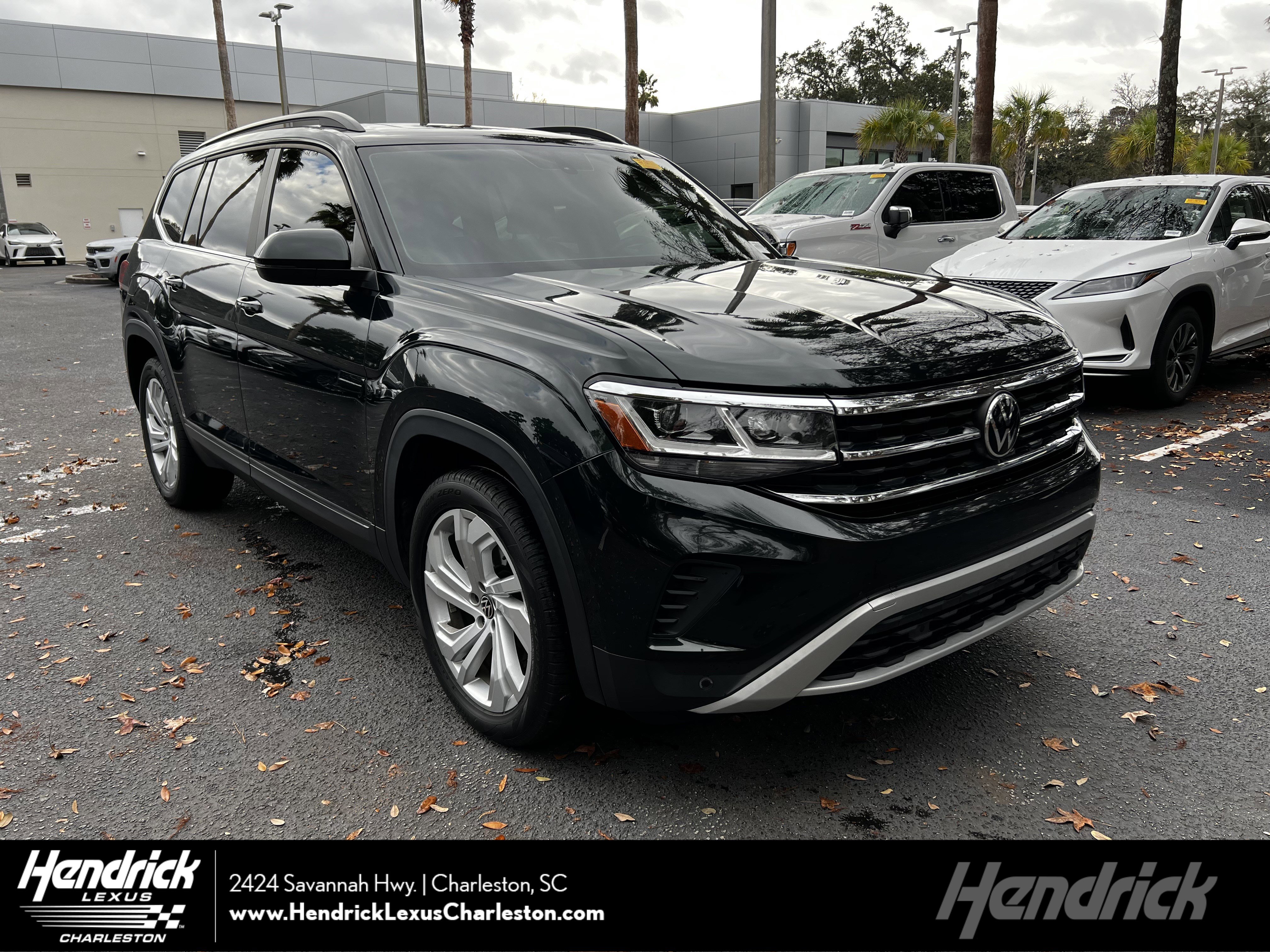 Used 2021 Volkswagen Atlas SE w/ Panoramic Sunroof Package