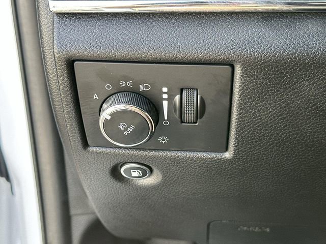 Used 2020 Jeep Grand Cherokee Summit image 17