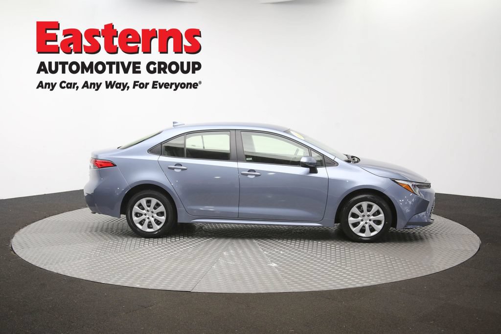 Used 2025 Toyota Corolla LE FWD image 39