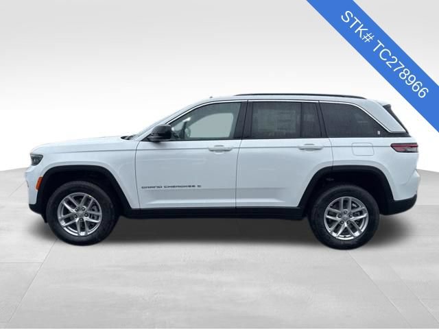 New 2026 Jeep Grand Cherokee Laredo AWD/4WD image 4