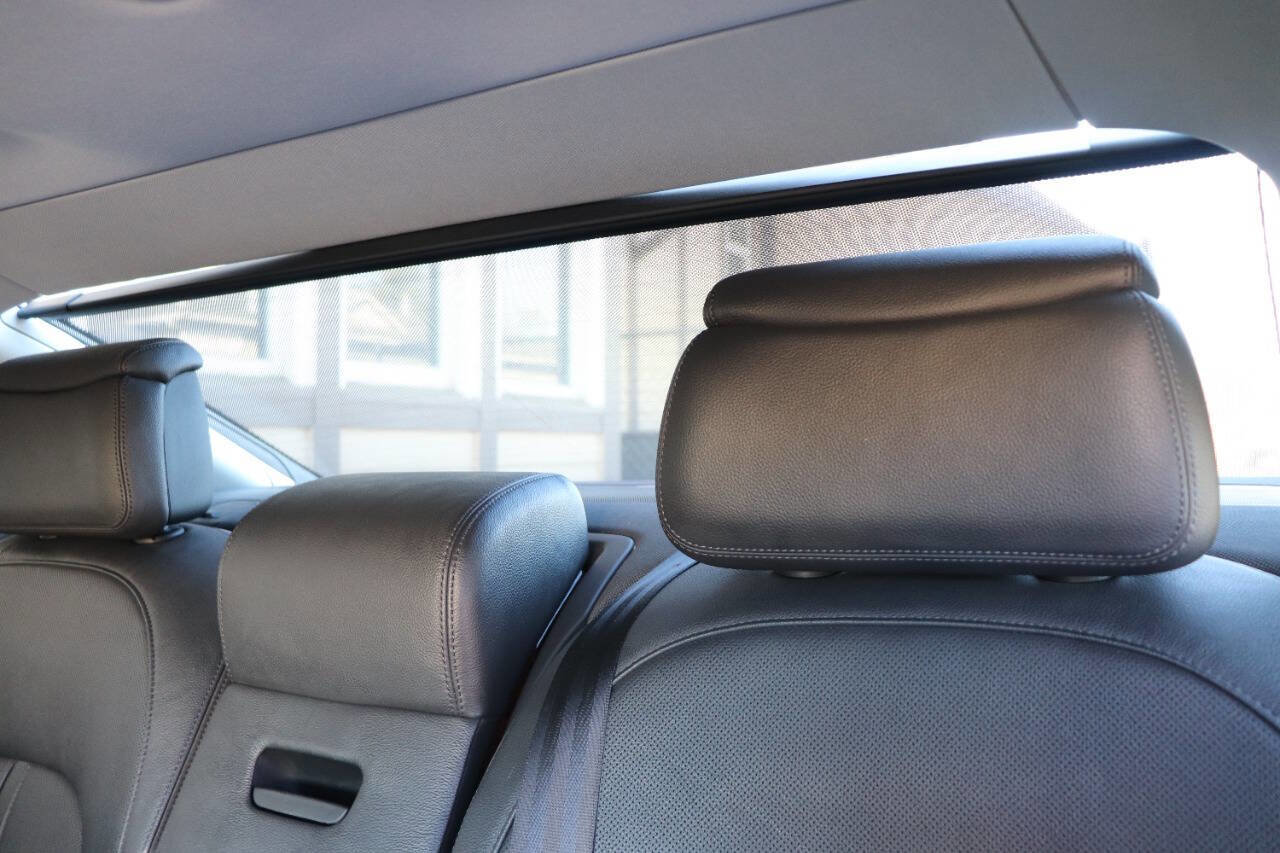 Used 2013 Audi A8 L 3.0T w/ Driver Assistance Pkg image 35