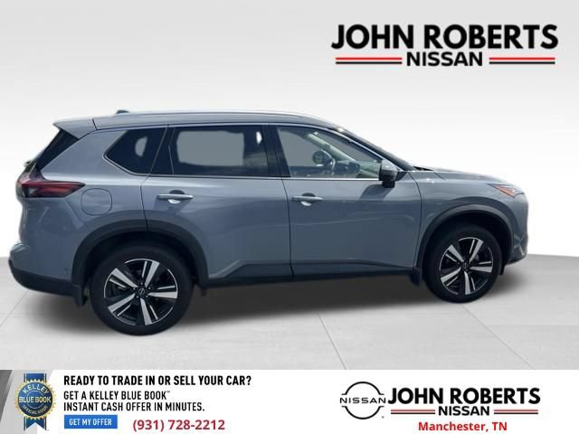 Certified 2025 Nissan Rogue SL FWD image 17