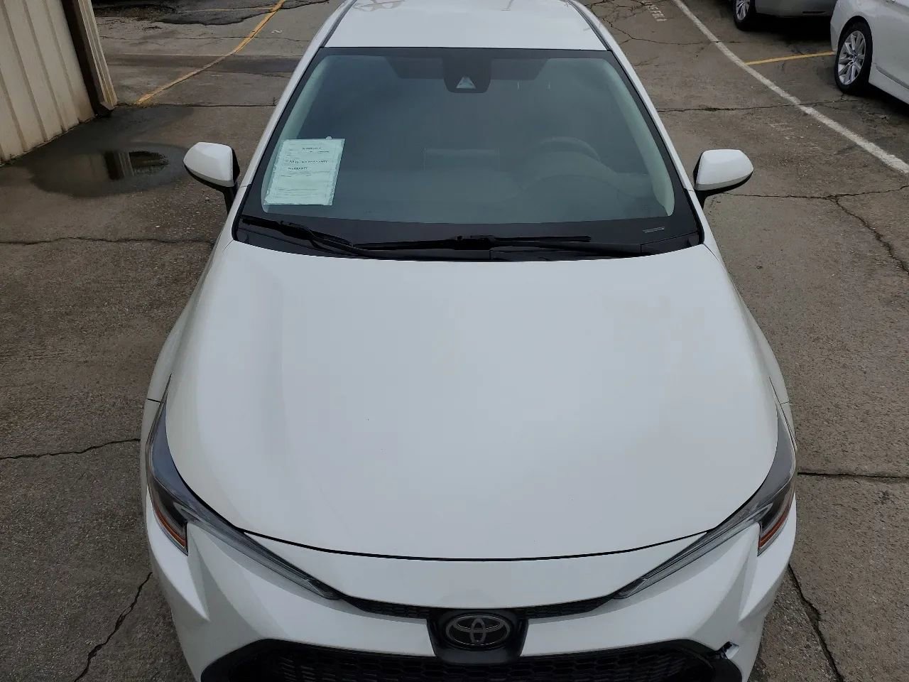 Used 2020 Toyota Corolla LE image 19