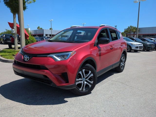 Used 2016 Toyota RAV4 LE FWD image 1