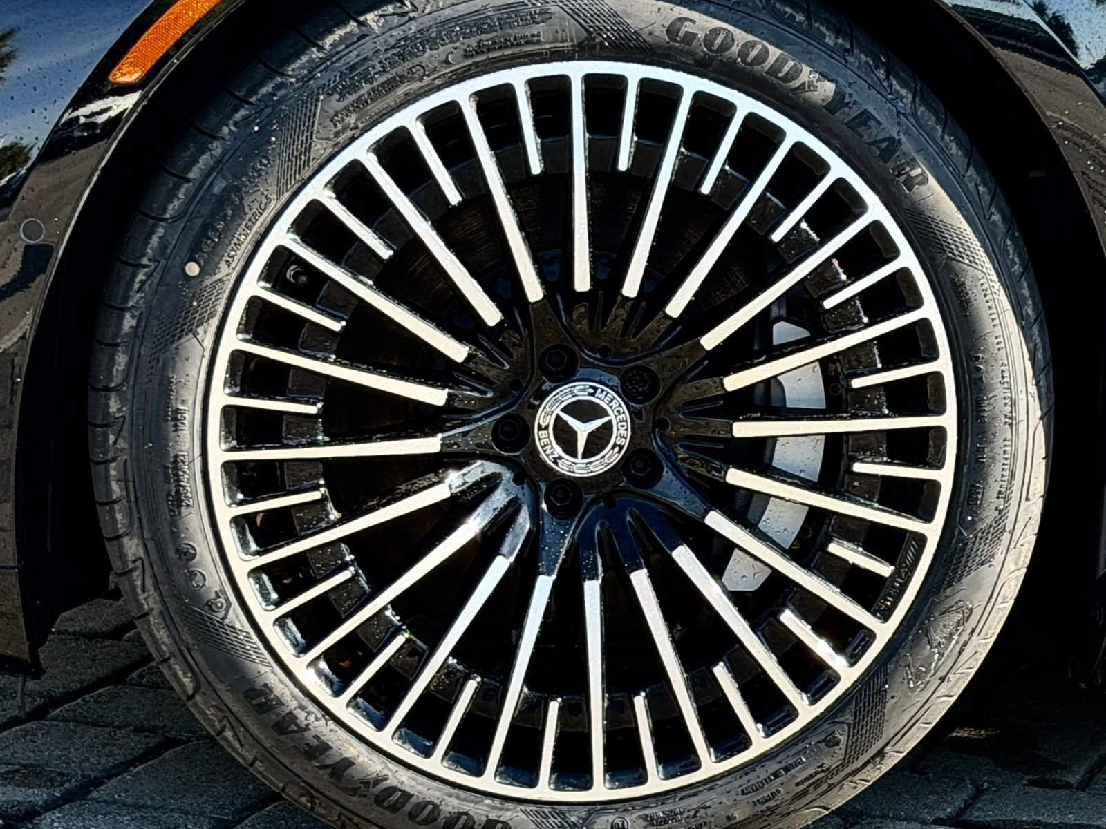 Certified 2023 Mercedes-Benz EQS 580 4MATIC Sedan image 13