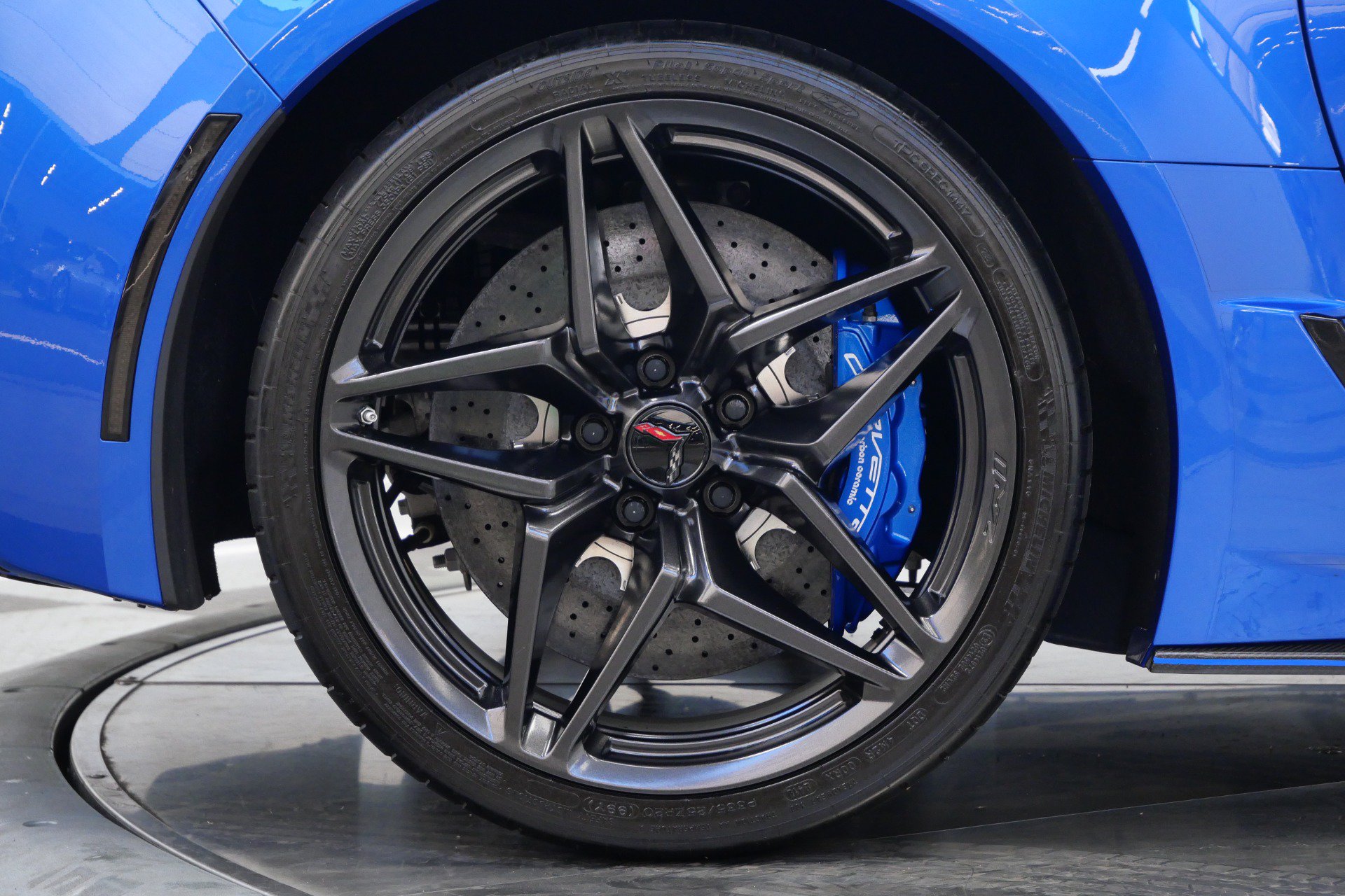 Used 2019 Chevrolet Corvette ZR1 RWD image 41