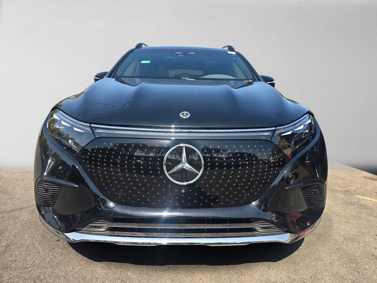 New 2026 Mercedes-Benz EQS 400 4MATIC SUV image 8