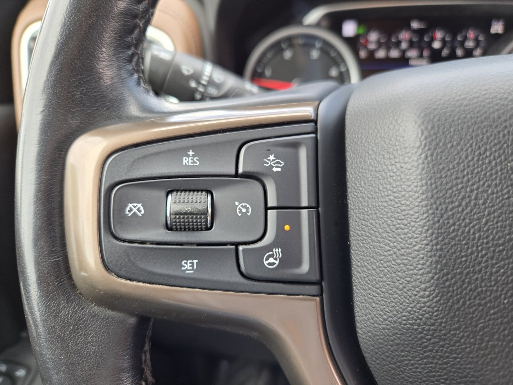 Used 2023 Chevrolet Silverado 3500 High Country w/ Technology Package image 21