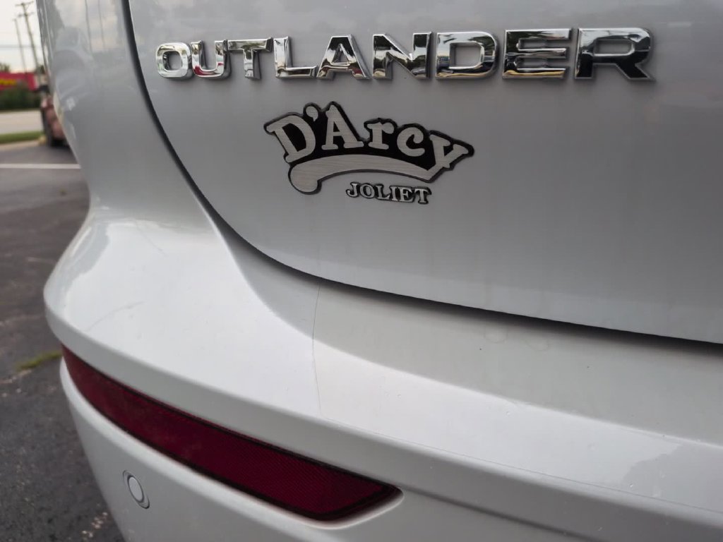 New 2026 Mitsubishi Outlander SE AWD/4WD image 9