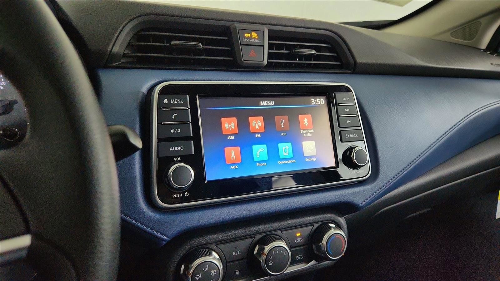 New 2025 Nissan Versa SV w/ Trunk Package image 29