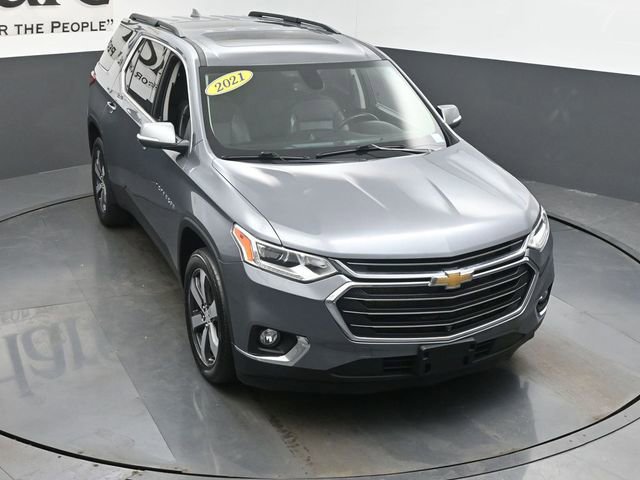 Used 2021 Chevrolet Traverse LT w/ LT Premium Package image 48