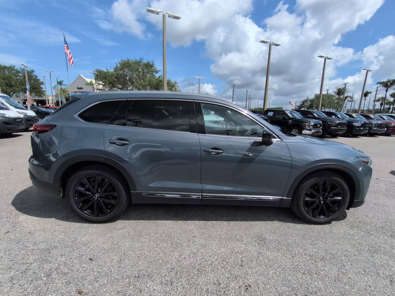Used 2022 MAZDA CX-9 Carbon Edition AWD/4WD image 4