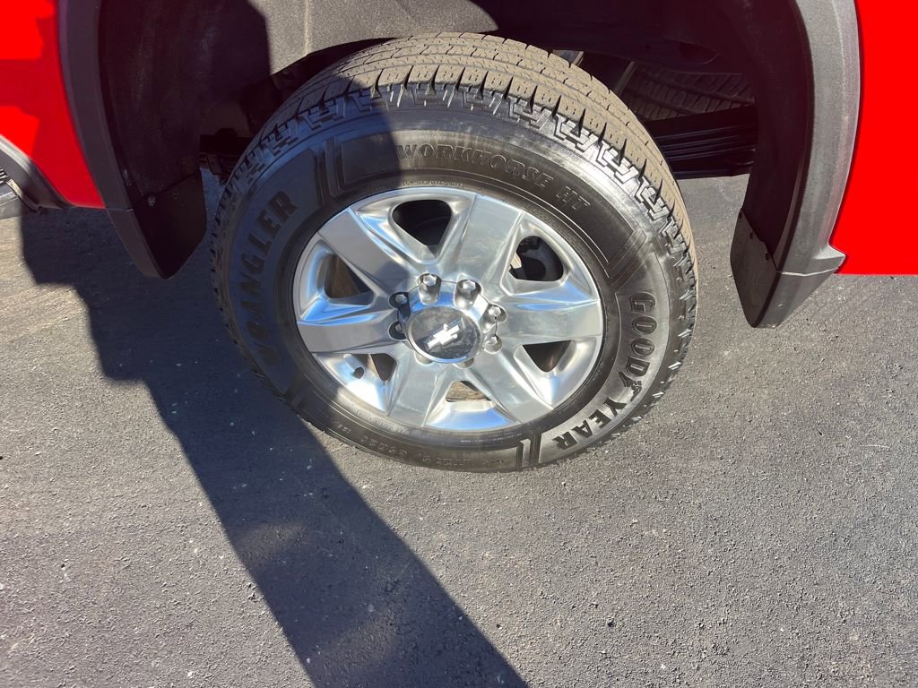 Used 2020 Chevrolet Silverado 2500 LTZ w/ Technology Package image 34