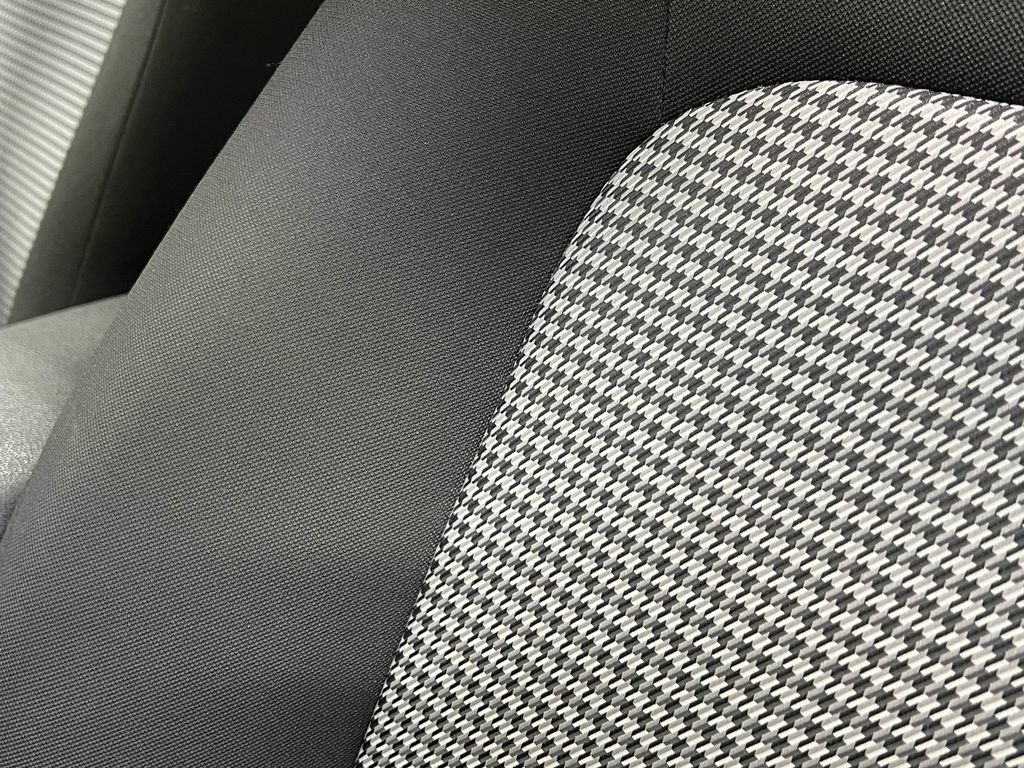 Used 2018 Hyundai Kona SEL FWD image 16