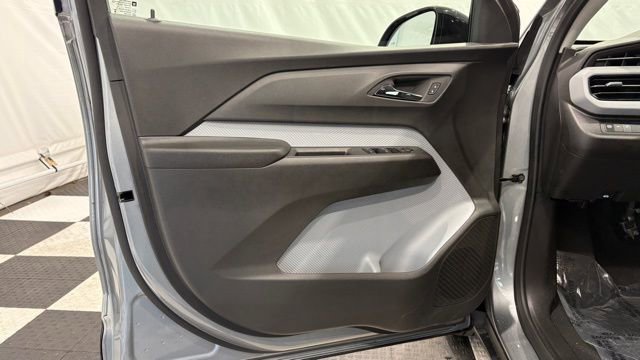 New 2027 Chevrolet Bolt LT w/ Comfort Package image 13