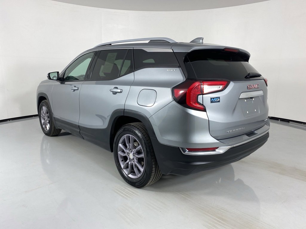 Used 2023 GMC Terrain SLT image 5