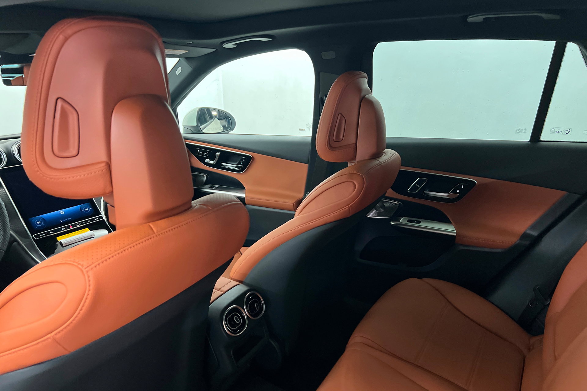 New 2027 Mercedes-Benz GLC 300 4MATIC image 19