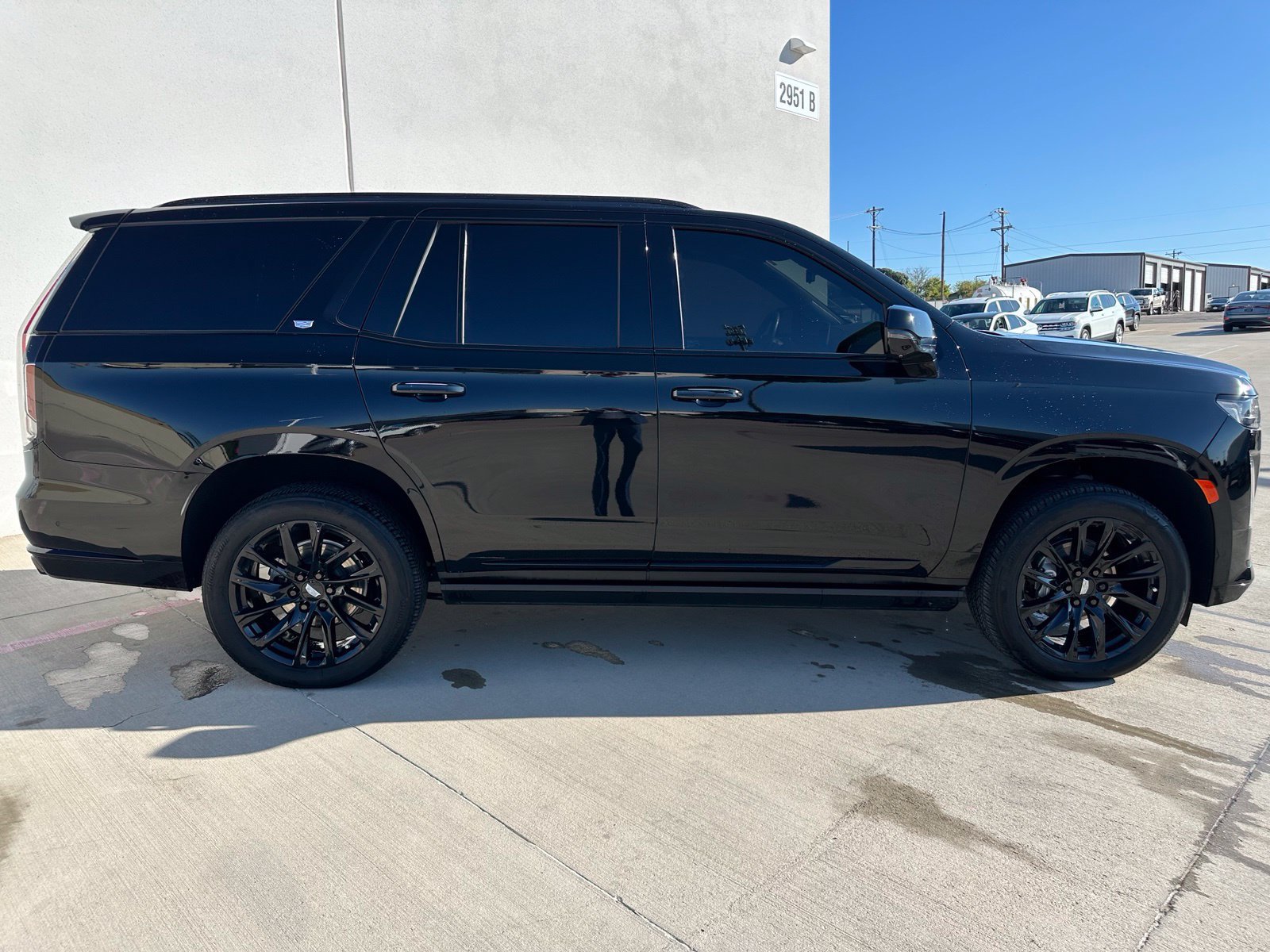 Used 2024 Cadillac Escalade Sport w/ LPO, ONYX Package AWD/4WD image 8
