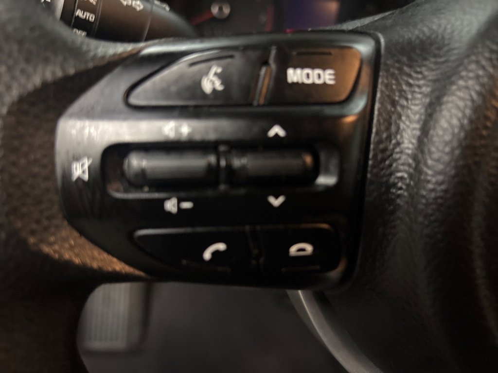 Used 2023 Kia Rio S image 16