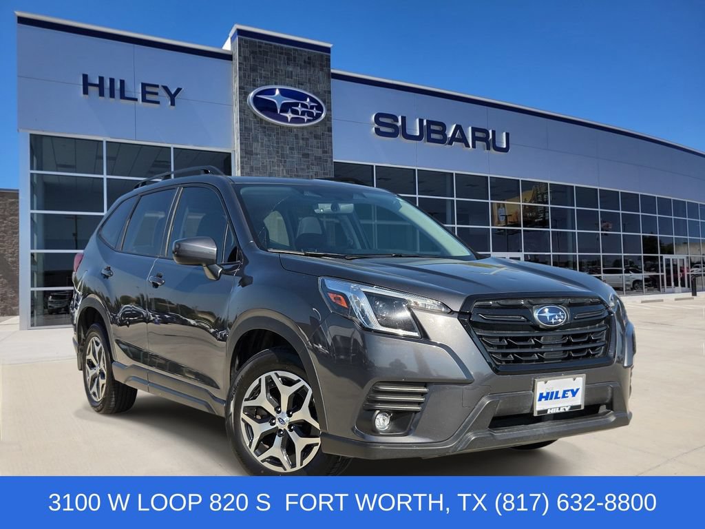 Used 2024 Subaru Forester Premium AWD/4WD image 1