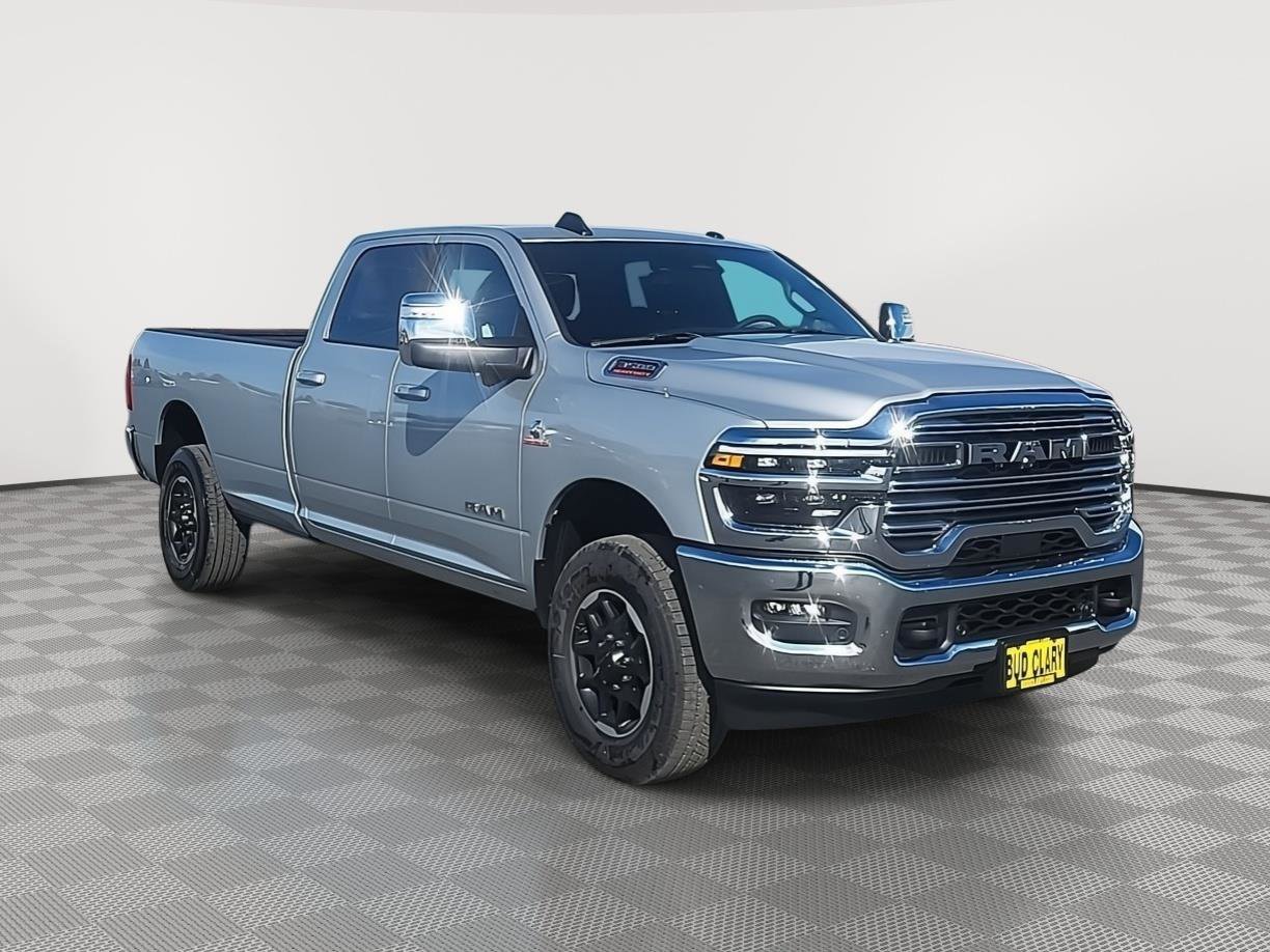 New 2026 RAM 3500 Laramie w/ Towing Technology Group AWD/4WD image 7
