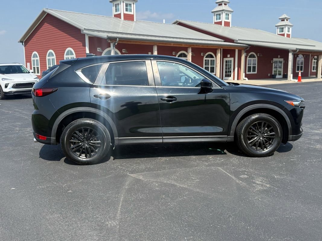 Used 2017 MAZDA CX-5 Touring w/ Preferred Equipment Package image 4