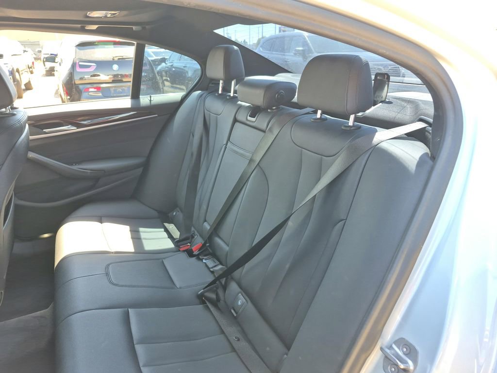 Used 2019 BMW 530i w/ Convenience Package RWD image 21