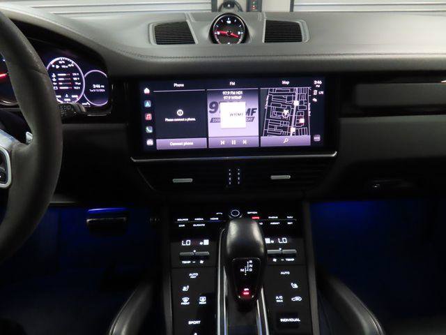 Used 2022 Porsche Cayenne S AWD/4WD image 48