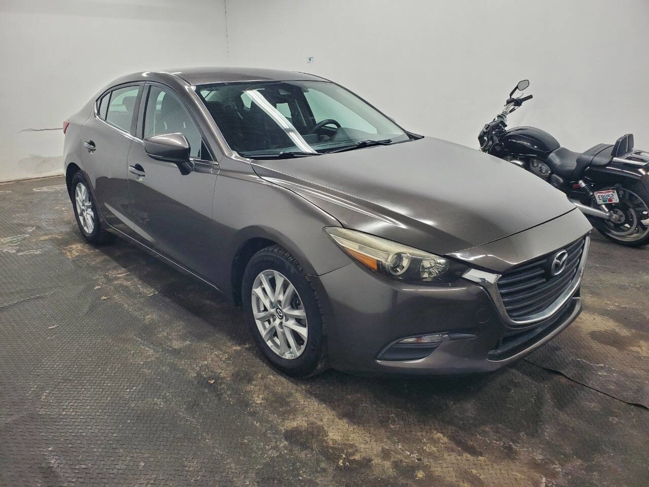 Used 2018 MAZDA MAZDA3 Sport w/ Preferred Equipment Package image 3