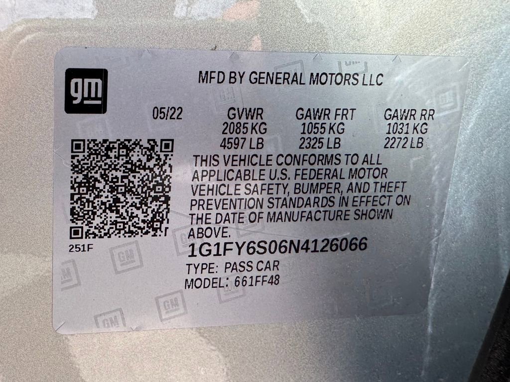 Used 2022 Chevrolet Bolt EUV LT w/ Comfort Package FWD image 12