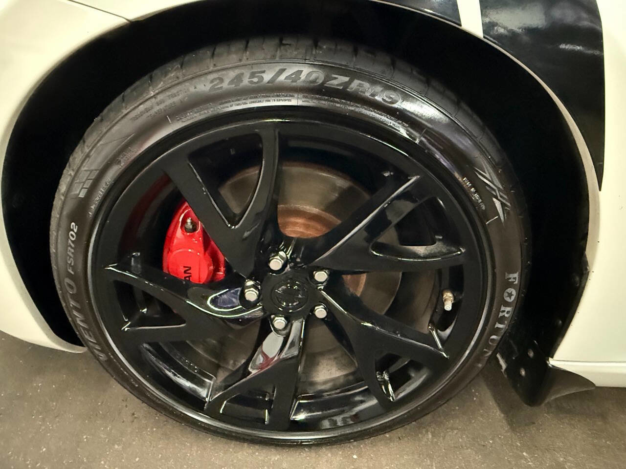 Used 2014 Nissan 370Z Touring w/ Sport Package image 29