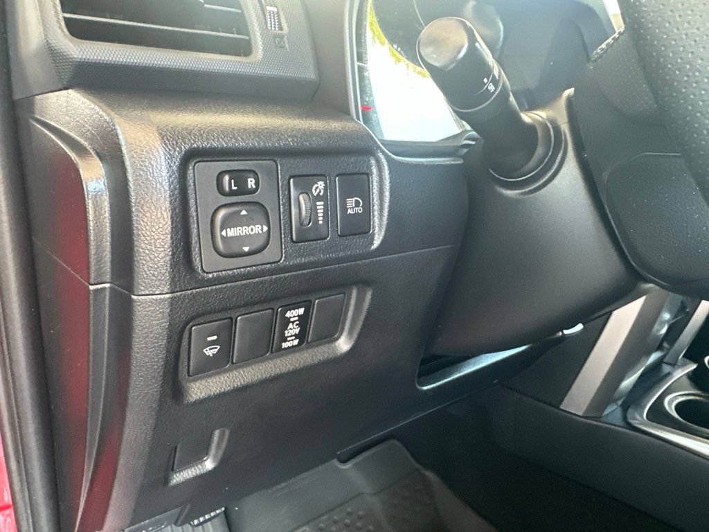 Used 2021 Toyota 4Runner SR5 AWD/4WD image 25