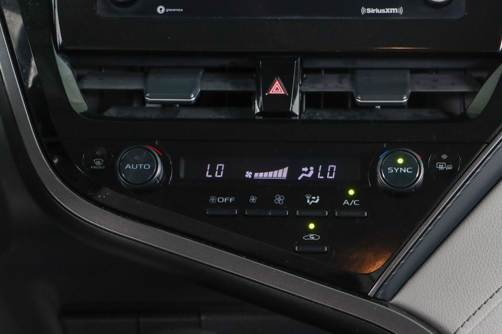 Used 2023 Toyota Camry SE FWD image 20