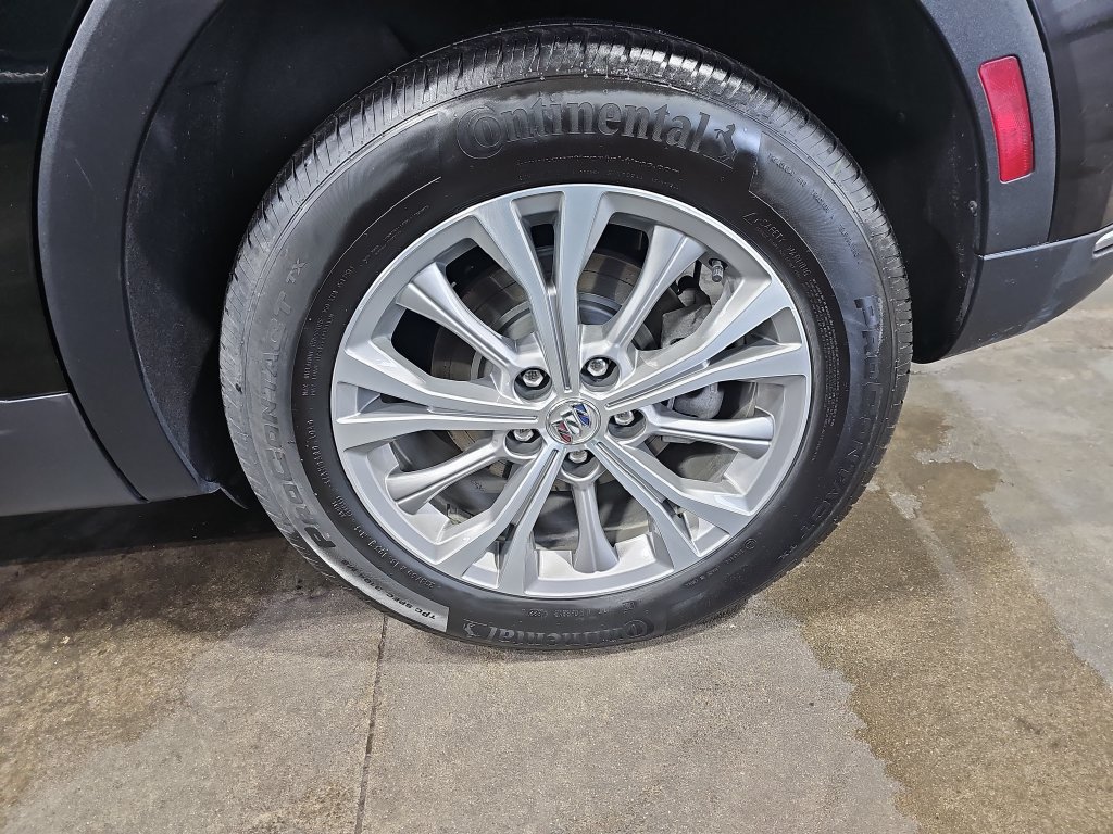 Certified 2023 Buick Envision Preferred AWD/4WD image 38