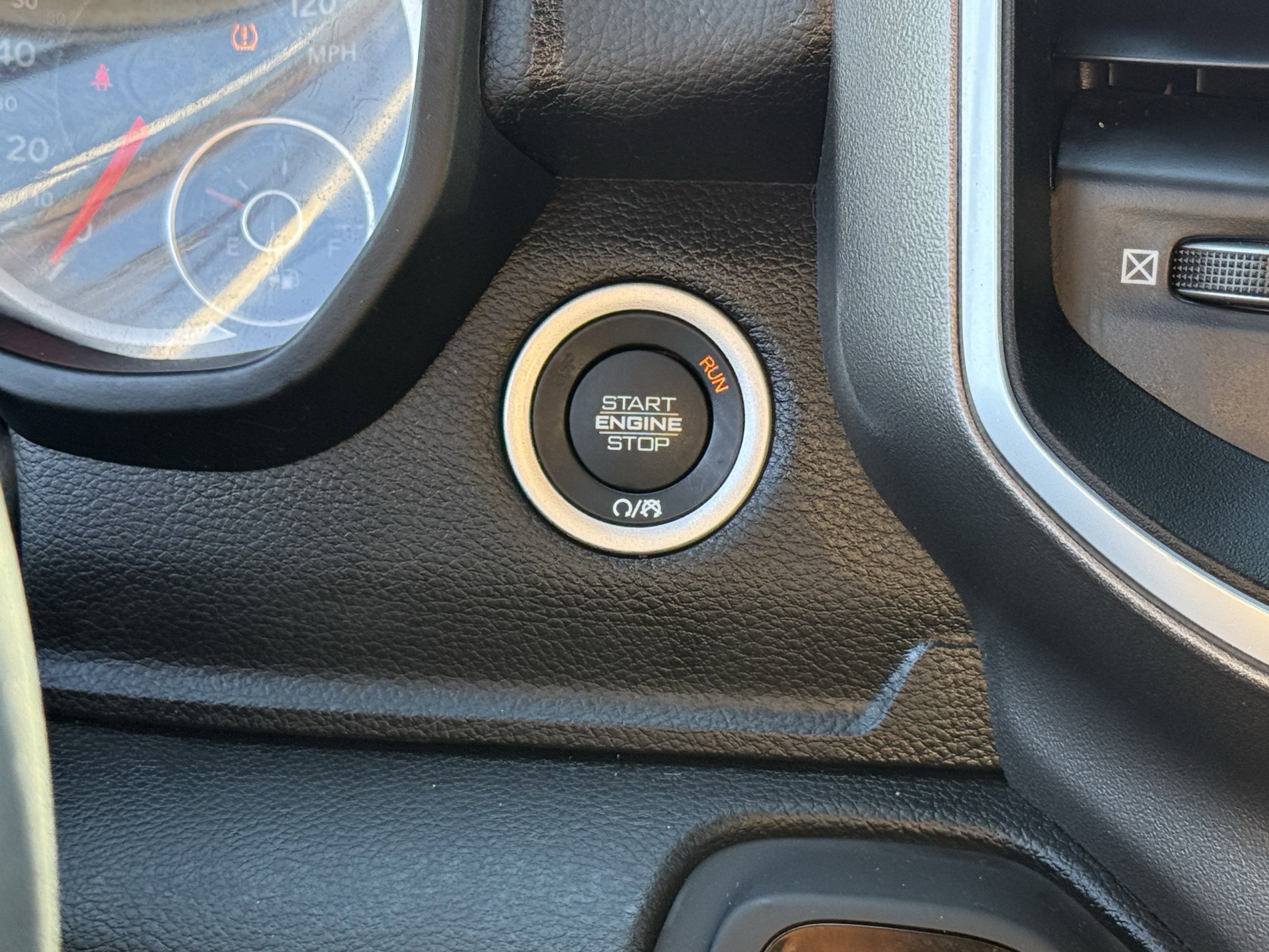 Used 2025 RAM 1500 Big Horn image 24