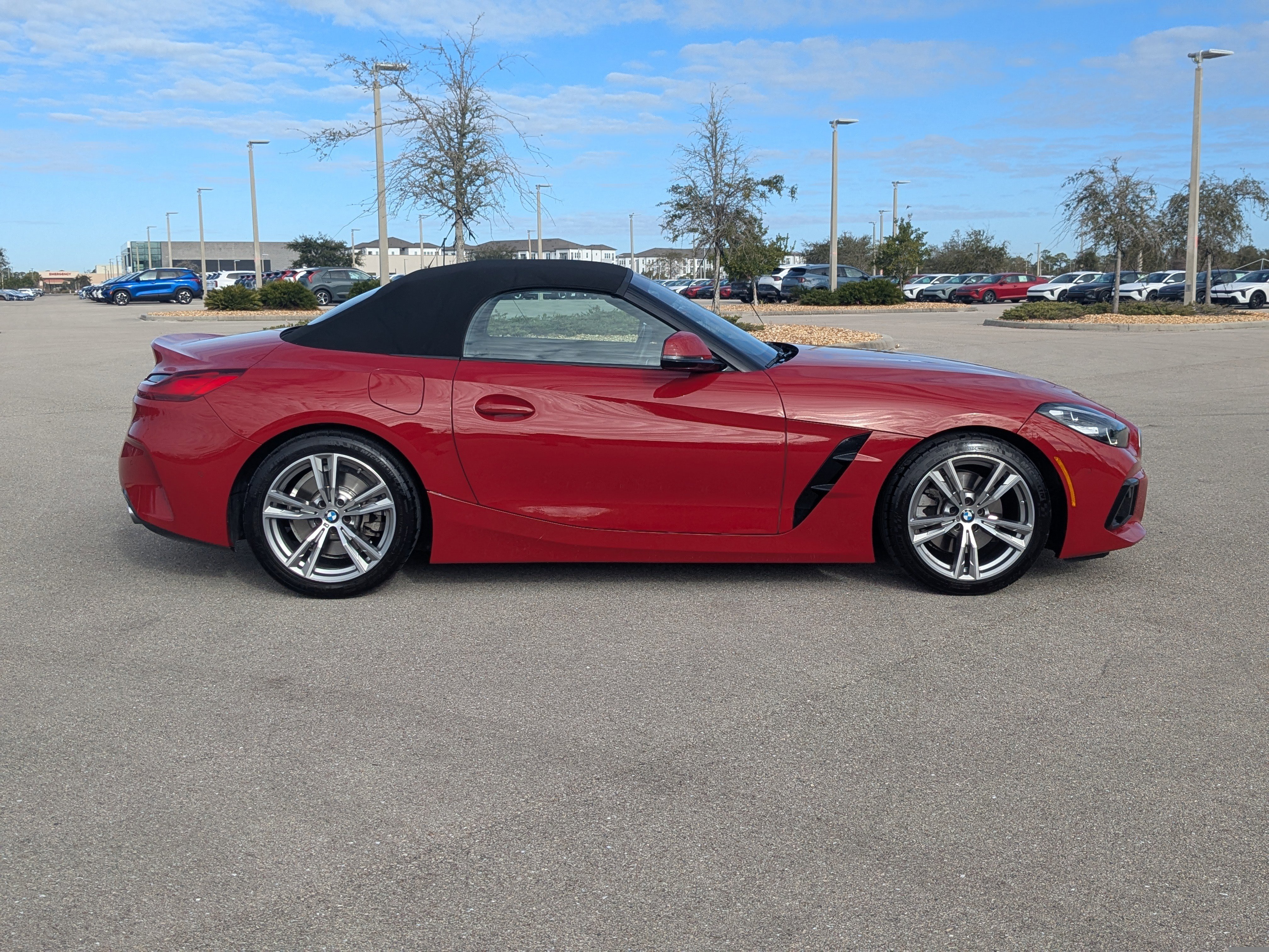 Used 2026 BMW Z4 sDrive30i image 4