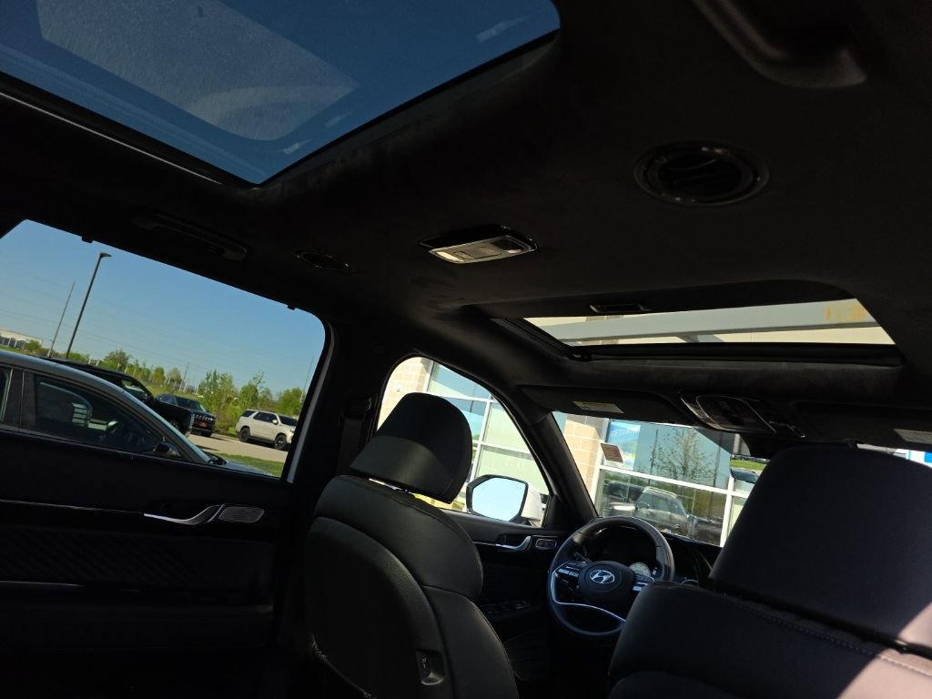 Used 2025 Hyundai Palisade Calligraphy image 21