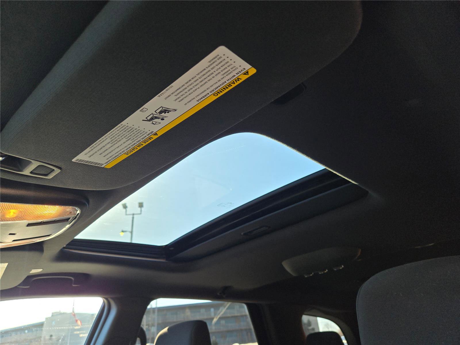 Used 2023 Dodge Durango SXT w/ SXT Blacktop Group image 21