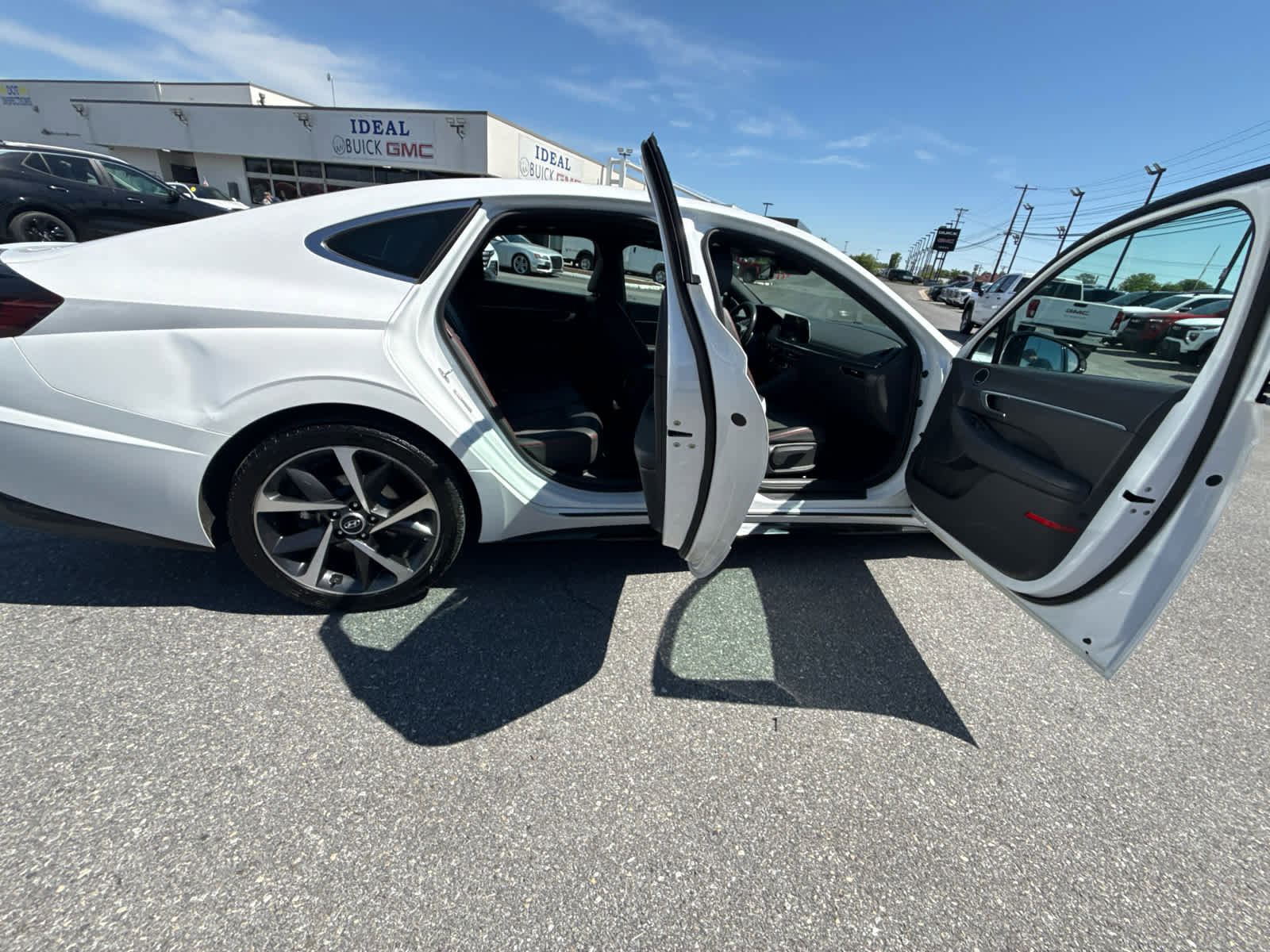 Used 2022 Hyundai Sonata SEL Plus w/ Cargo Package FWD image 27